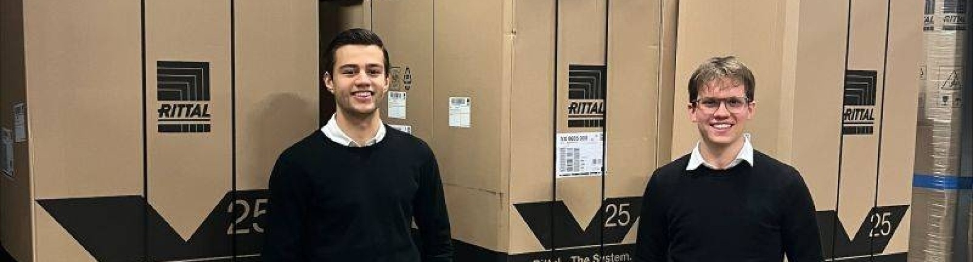 Quinten Stuurman en Guus Roos, studenten Technische Bedrijfskunde, hebben met voldoening stagegelopen bij Rittal Nederland