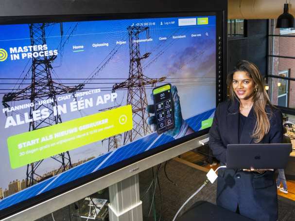 Madhu van der Leest, student Technische Bedrijfskunde (TBK) loopt stage bij Masters in Process.