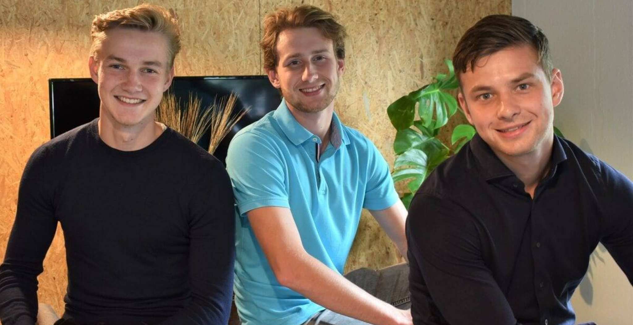 met huisje, meetlat, potlood en tang