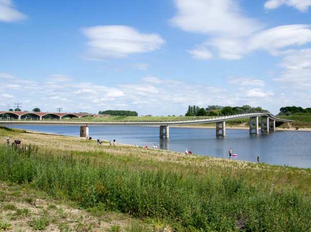Spiegelwaal bij Lent
