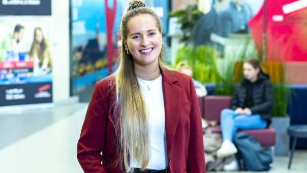 Student Support Center. Campagne professionals. Deel 2. Annabel Lentz. 2025
