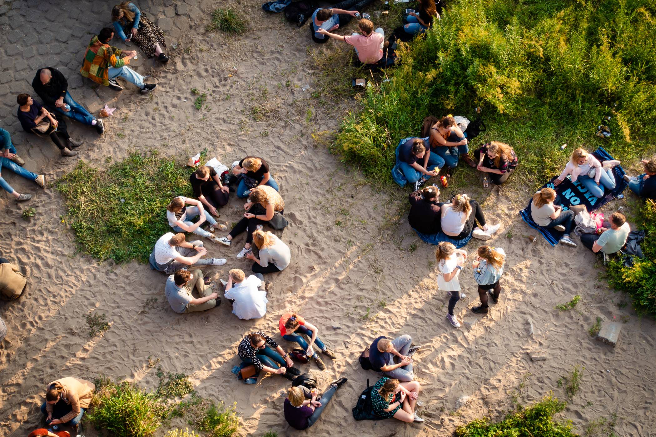 This could be you, relaxing at the Waalstrand after a day of studying.
